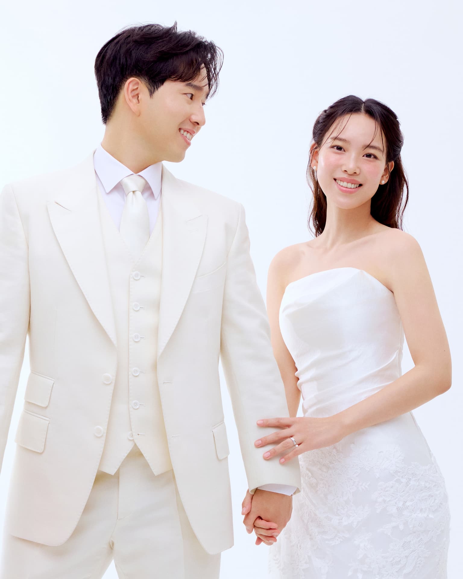 신랑 신부의 웨딩 사진 2